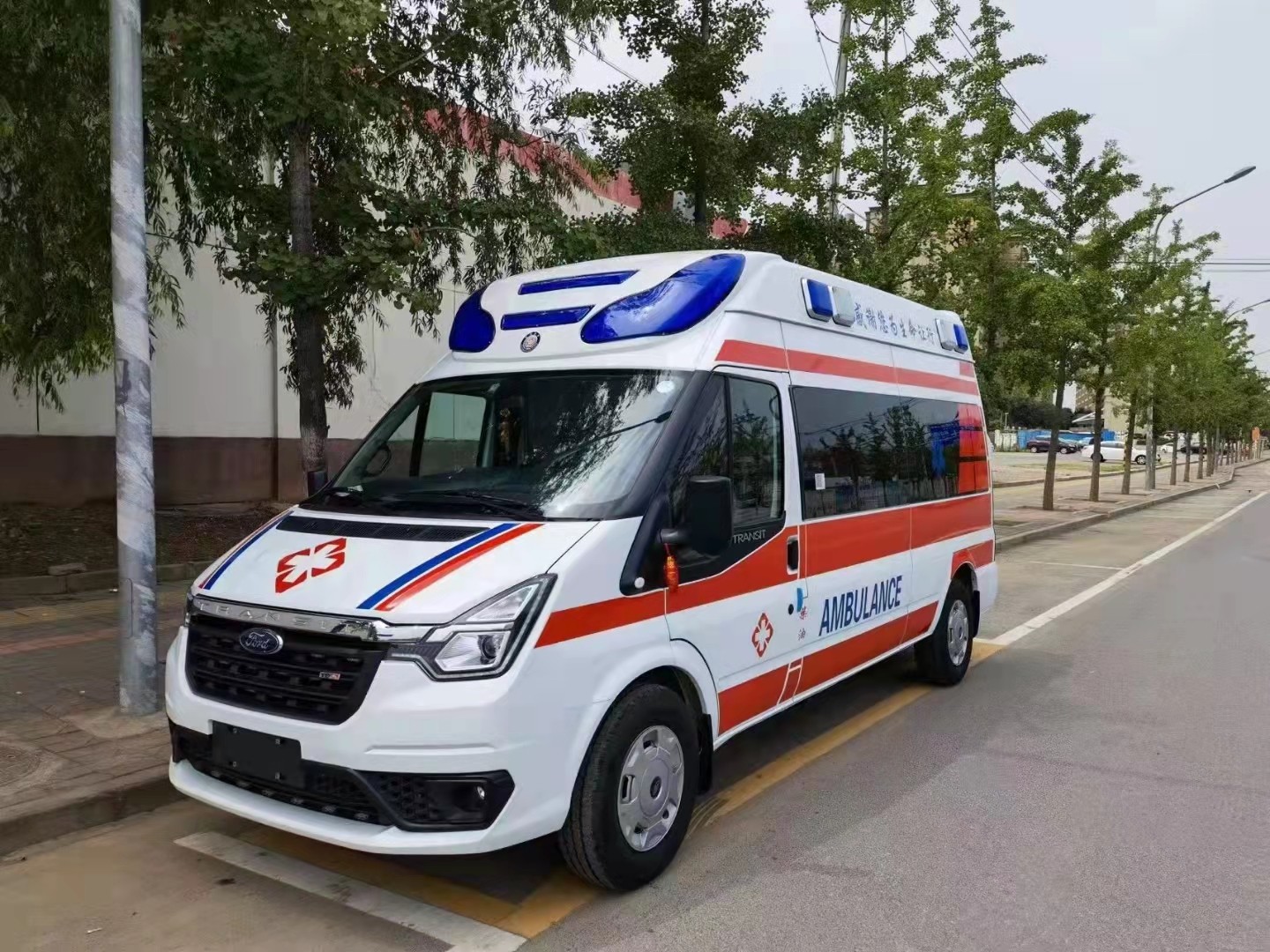 东兴市妇婴监护型护送